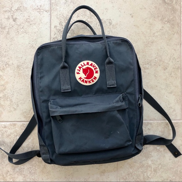 Fjallraven Handbags - GREAT Condition Fjallraven Kanken Backpack